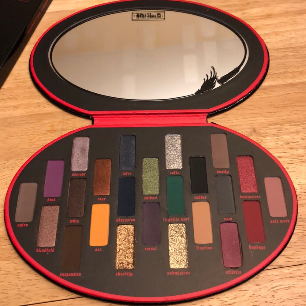 🆕 Kat Von D fetish palette - Picture 4 of 6
